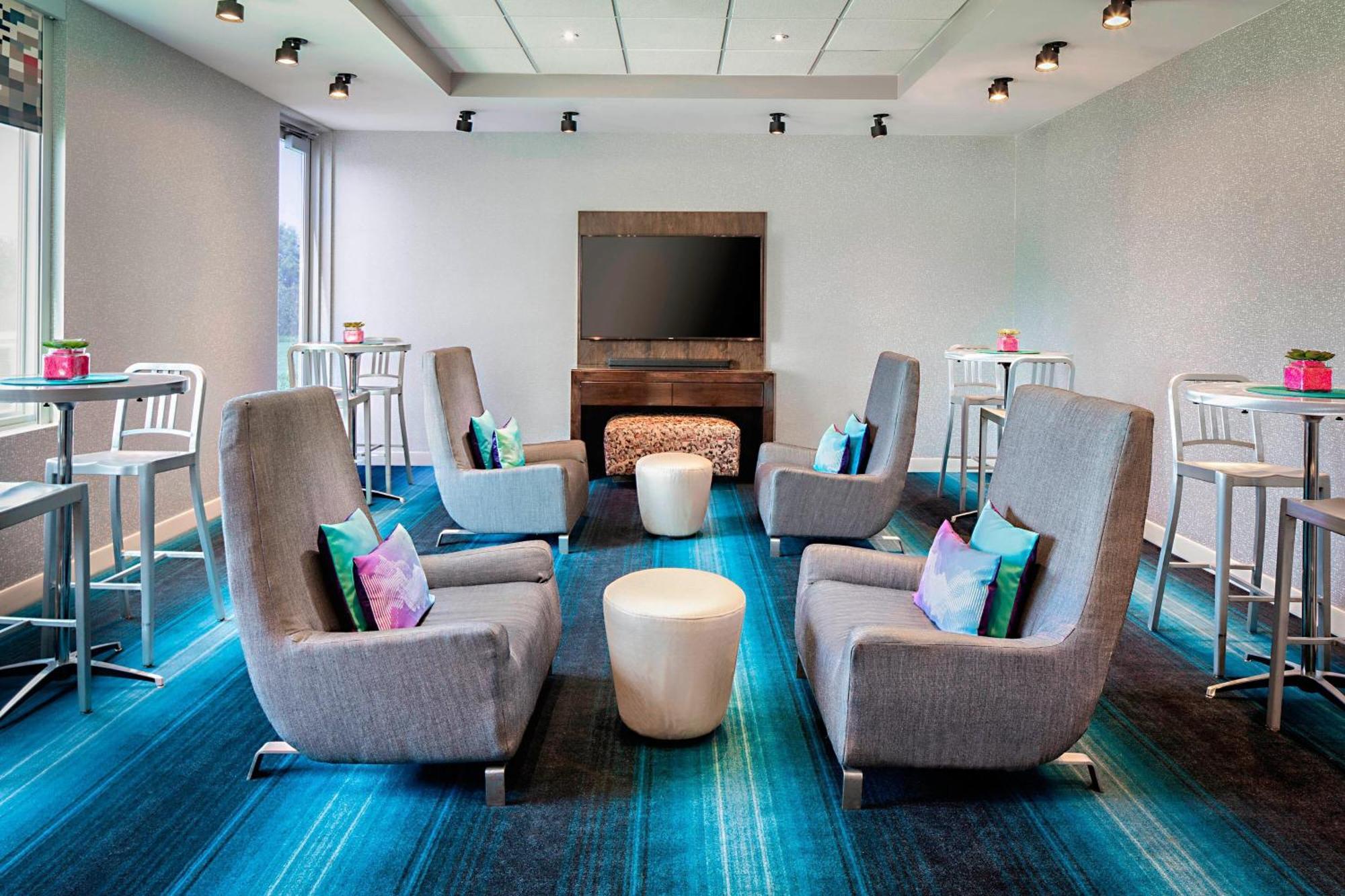 Aloft Hotel Las Colinas Irving Buitenkant foto